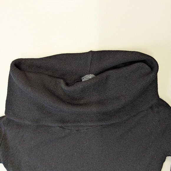 Michael Stars *One Size Fits Most Black Oversized Mock Turtleneck Sweater - Picture 11 of 11